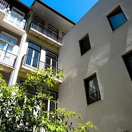Apartamento Mouzinho 226 *